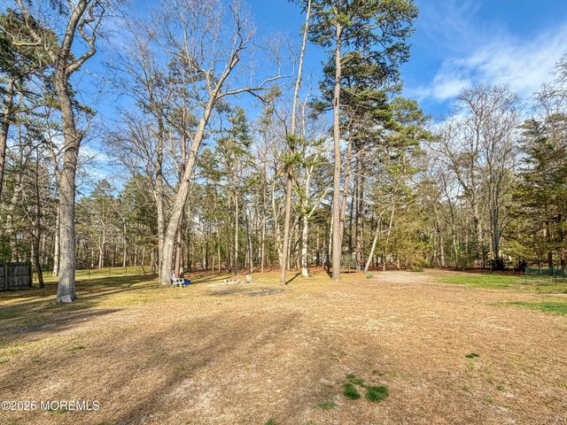 239 Crescent Avenue, Jackson, NJ 08527