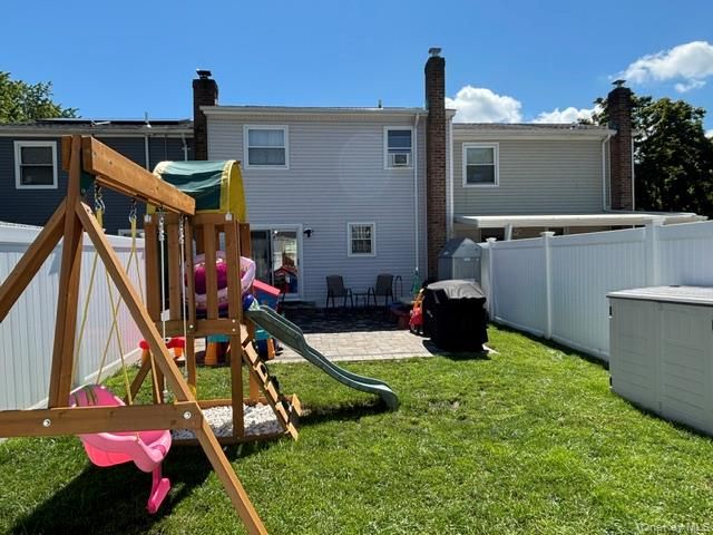 12 Federal Lane, Coram, NY 11727