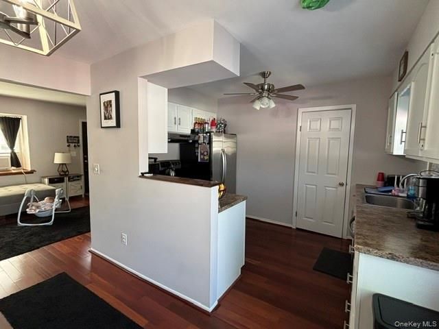 12 Federal Lane, Coram, NY 11727