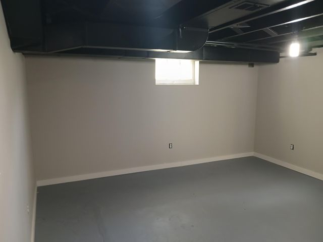 1885 Hawthorne Avenue E, Saint Paul, MN 55119