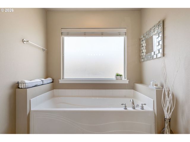 11510 Nw 29TH Pl, Vancouver, WA 98685