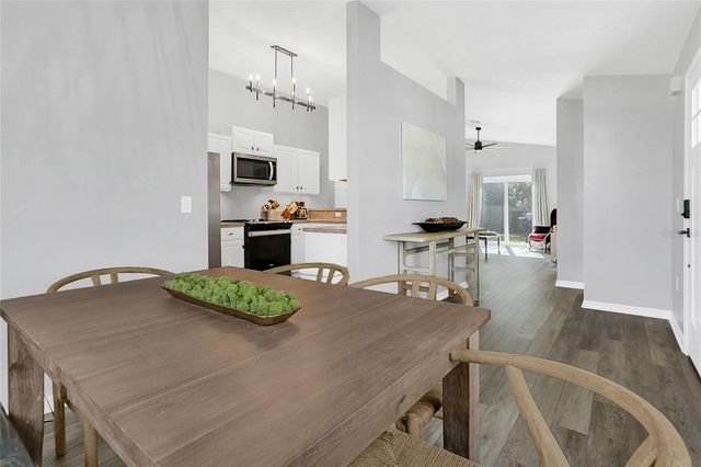 1367 WILLOW CREST DR, Clermont, FL 34711