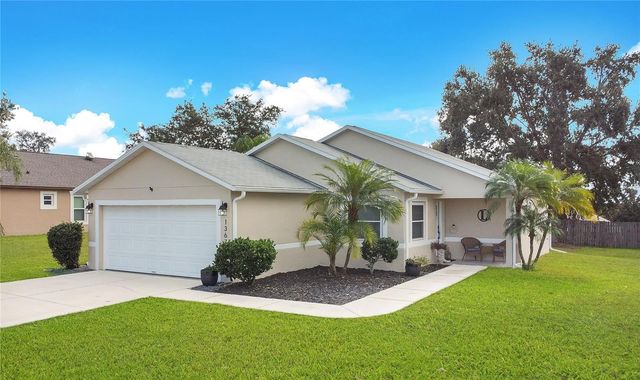 1367 WILLOW CREST DR, Clermont, FL 34711