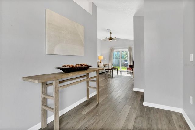 1367 WILLOW CREST DR, Clermont, FL 34711