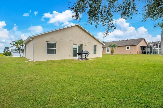 1367 WILLOW CREST DR, Clermont, FL 34711