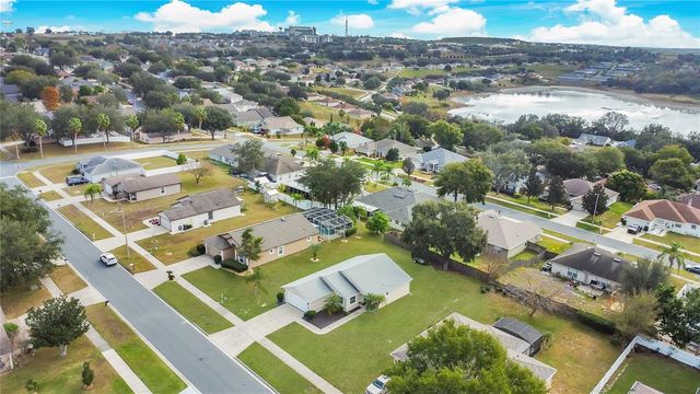 1367 WILLOW CREST DR, Clermont, FL 34711