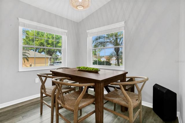 1367 WILLOW CREST DR, Clermont, FL 34711