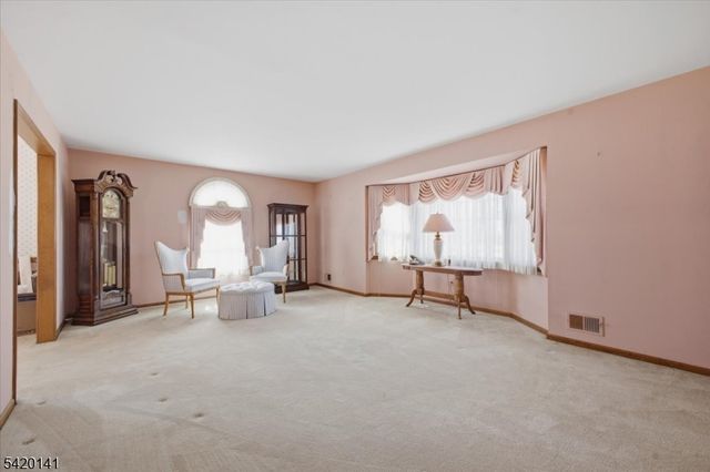250 Old York Rd, Raritan Twp., NJ 08822