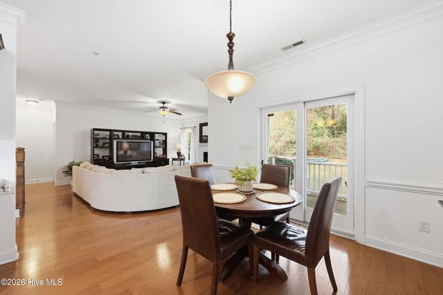 150 Hadley Court, Southern Pines, NC 28387