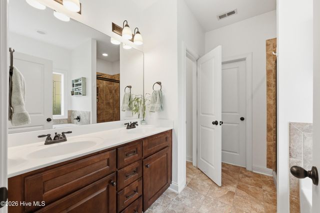 150 Hadley Court, Southern Pines, NC 28387