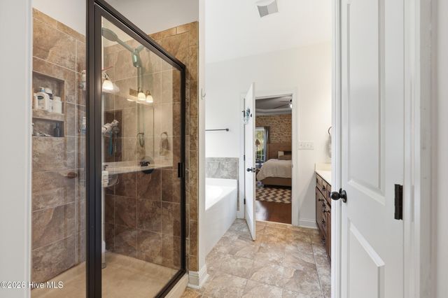 150 Hadley Court, Southern Pines, NC 28387