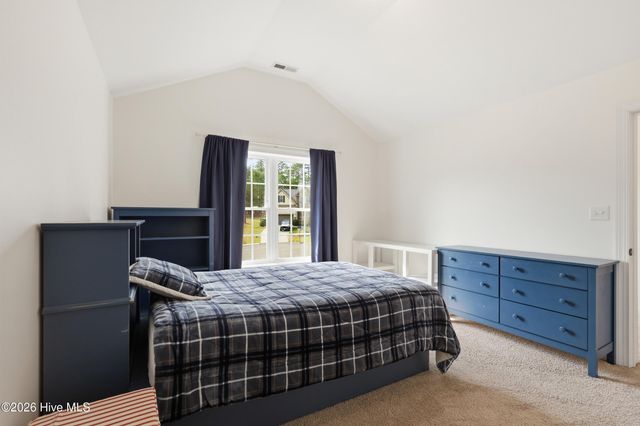 150 Hadley Court, Southern Pines, NC 28387