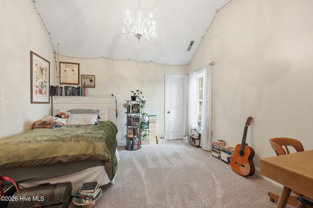 150 Hadley Court, Southern Pines, NC 28387