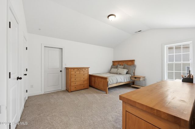 150 Hadley Court, Southern Pines, NC 28387