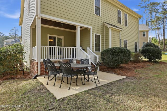 150 Hadley Court, Southern Pines, NC 28387