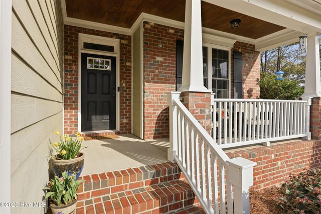 150 Hadley Court, Southern Pines, NC 28387