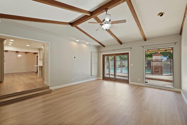 10692 Elkhorn Dr, Stockton, CA 95209