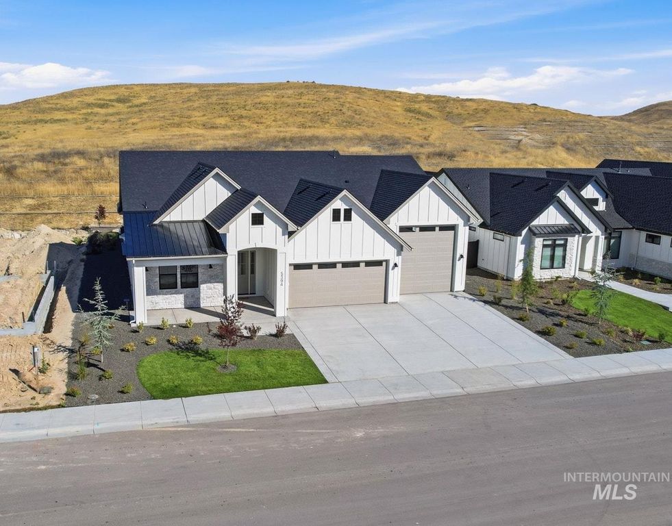 5394 W Haughburn Dr, Eagle, ID 83616 photo 2