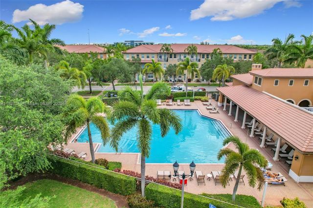 1214 SW 147th Ter, Pembroke Pines, FL 33027