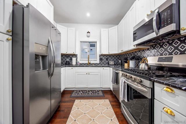 3853 8th Ave, San Diego, CA 92103