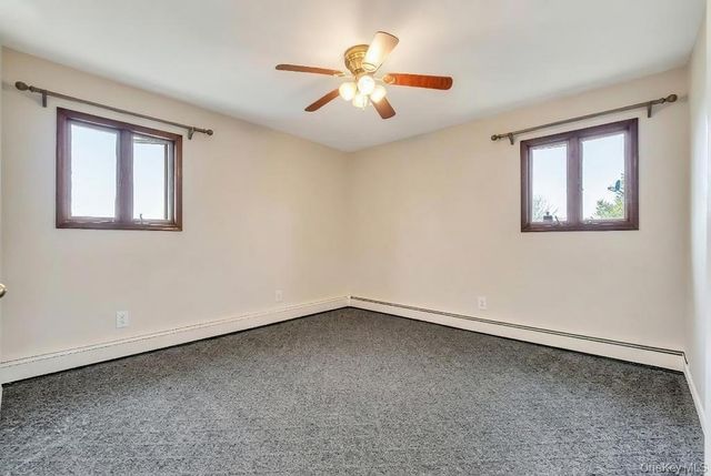 100 E Melrose Street, Valley Stream, NY 11580