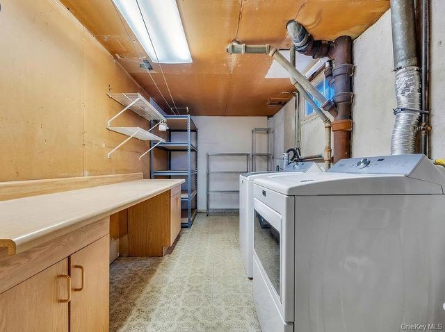 100 E Melrose Street, Valley Stream, NY 11580