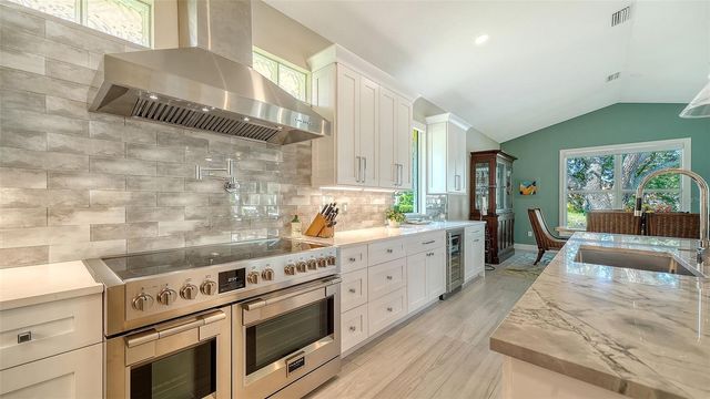 7198 DEL LAGO DRIVE, Sarasota, FL 34238