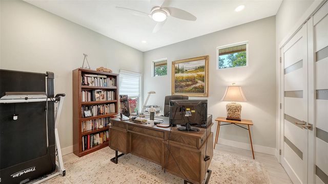 7198 DEL LAGO DRIVE, Sarasota, FL 34238