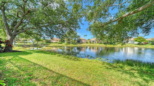 7198 DEL LAGO DRIVE, Sarasota, FL 34238