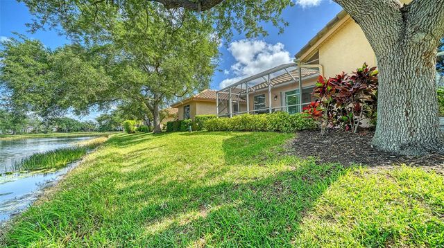 7198 DEL LAGO DRIVE, Sarasota, FL 34238