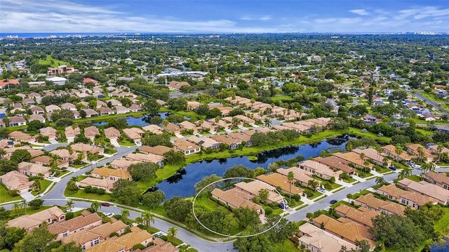 7198 DEL LAGO DRIVE, Sarasota, FL 34238