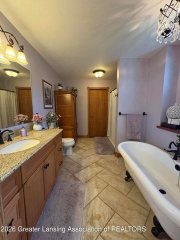 2092 Arch Road, Eaton Rapids, MI 48827
