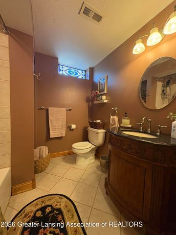 2092 Arch Road, Eaton Rapids, MI 48827