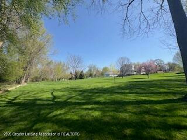 2092 Arch Road, Eaton Rapids, MI 48827