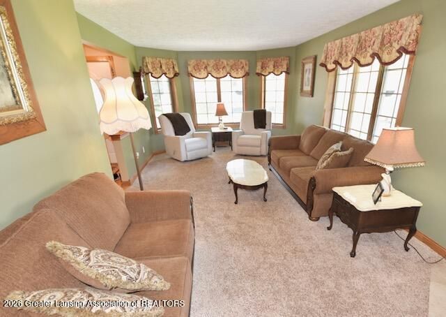 2092 Arch Road, Eaton Rapids, MI 48827