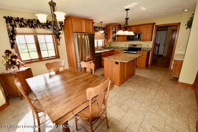 2092 Arch Road, Eaton Rapids, MI 48827