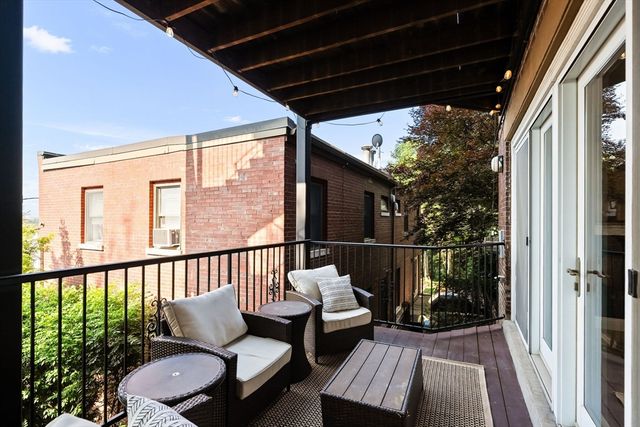 53 Thomas Park 2, Boston, MA 02127