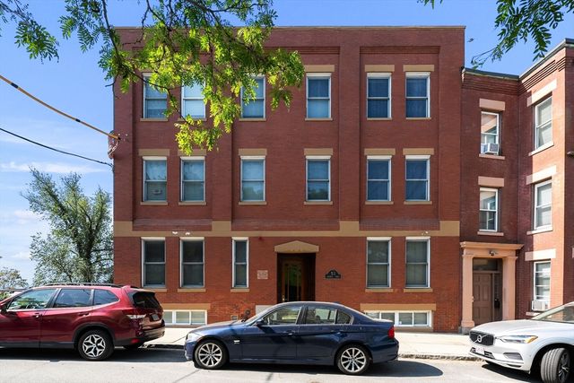 53 Thomas Park 2, Boston, MA 02127