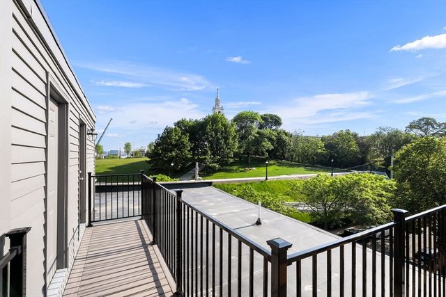 53 Thomas Park 2, Boston, MA 02127