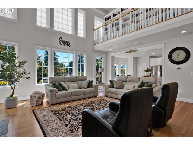 685 ST ANDREWS Loop, Creswell, OR 97426