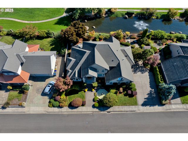 685 ST ANDREWS Loop, Creswell, OR 97426