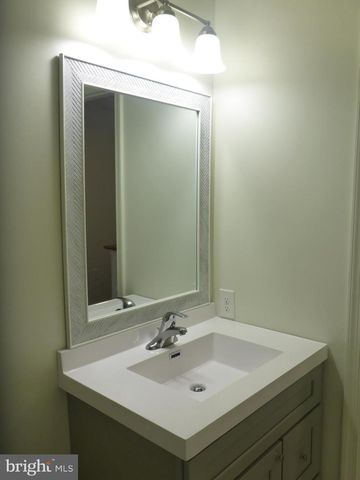 61 SYCAMORE DR, North East, MD 21901
