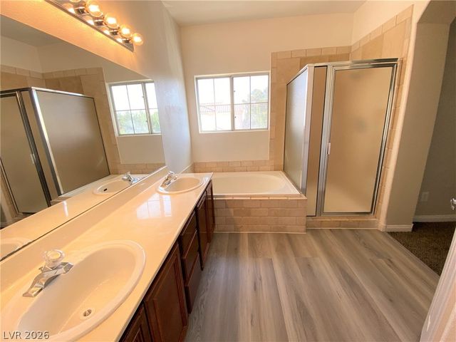 9701 Edifice Avenue, Las Vegas, NV 89117