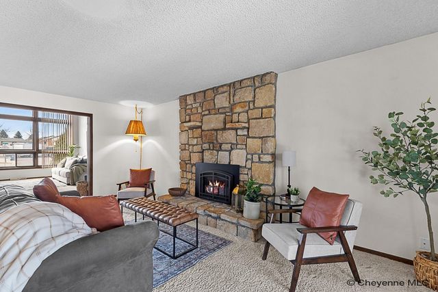 5417 GATEWAY DR, Cheyenne, WY 82009