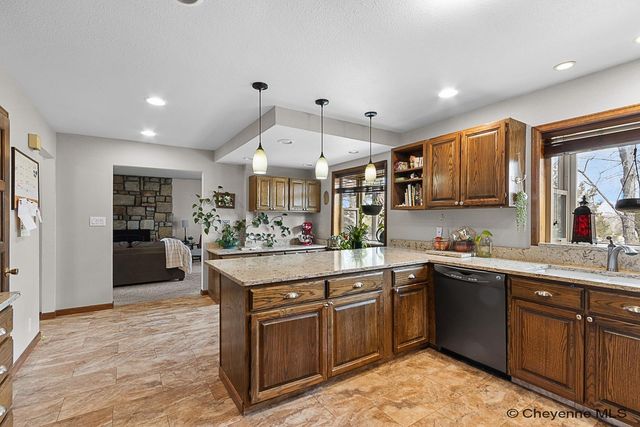 5417 GATEWAY DR, Cheyenne, WY 82009