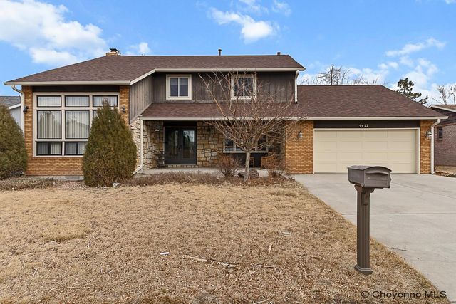 5417 GATEWAY DR, Cheyenne, WY 82009