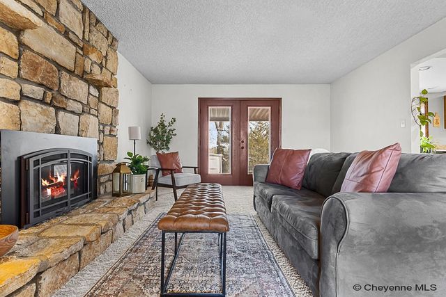 5417 GATEWAY DR, Cheyenne, WY 82009