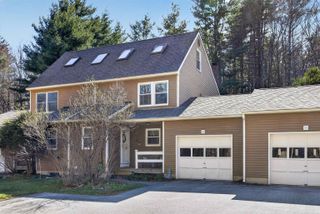 24 Swaan Drive, Lee, NH 03861