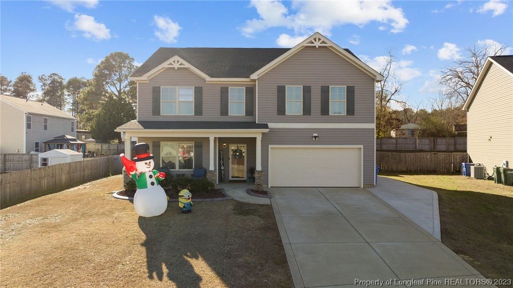 1424 Harvest Hill Court, Fayetteville, NC 28314 — exterior