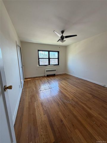 20109 35th Avenue B, Bayside, NY 11361